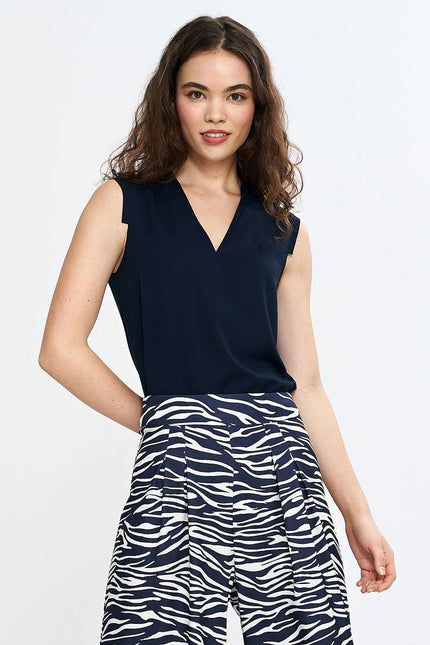 Paula Pleat Viscose Blouse by Nife | Presidora