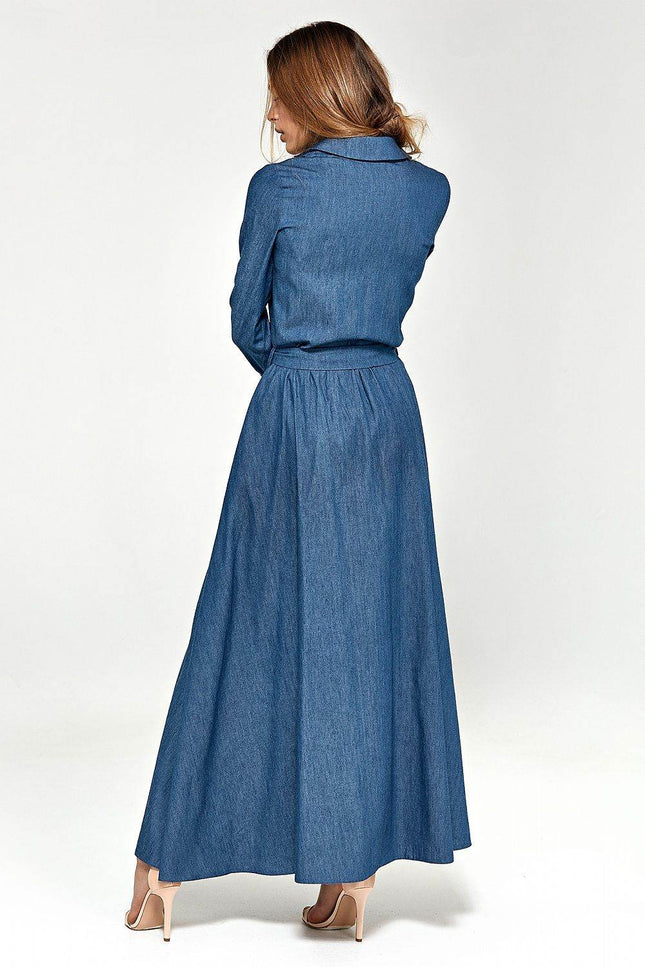 Nife denim maxi shirt dress with a fitted waist and long flowing skirt in a stylish denim fabric